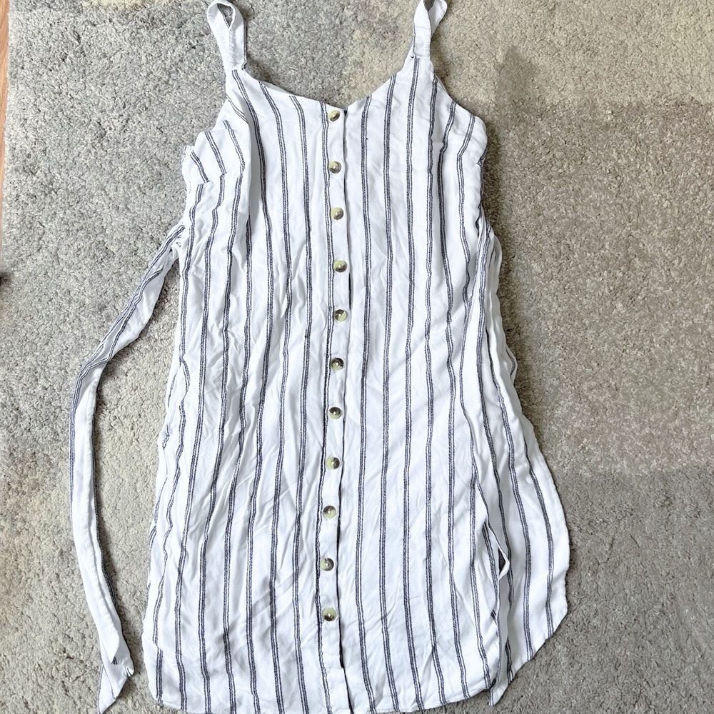 A Pea in the Pod Button Detail Striped Maternity Nursing Dress
